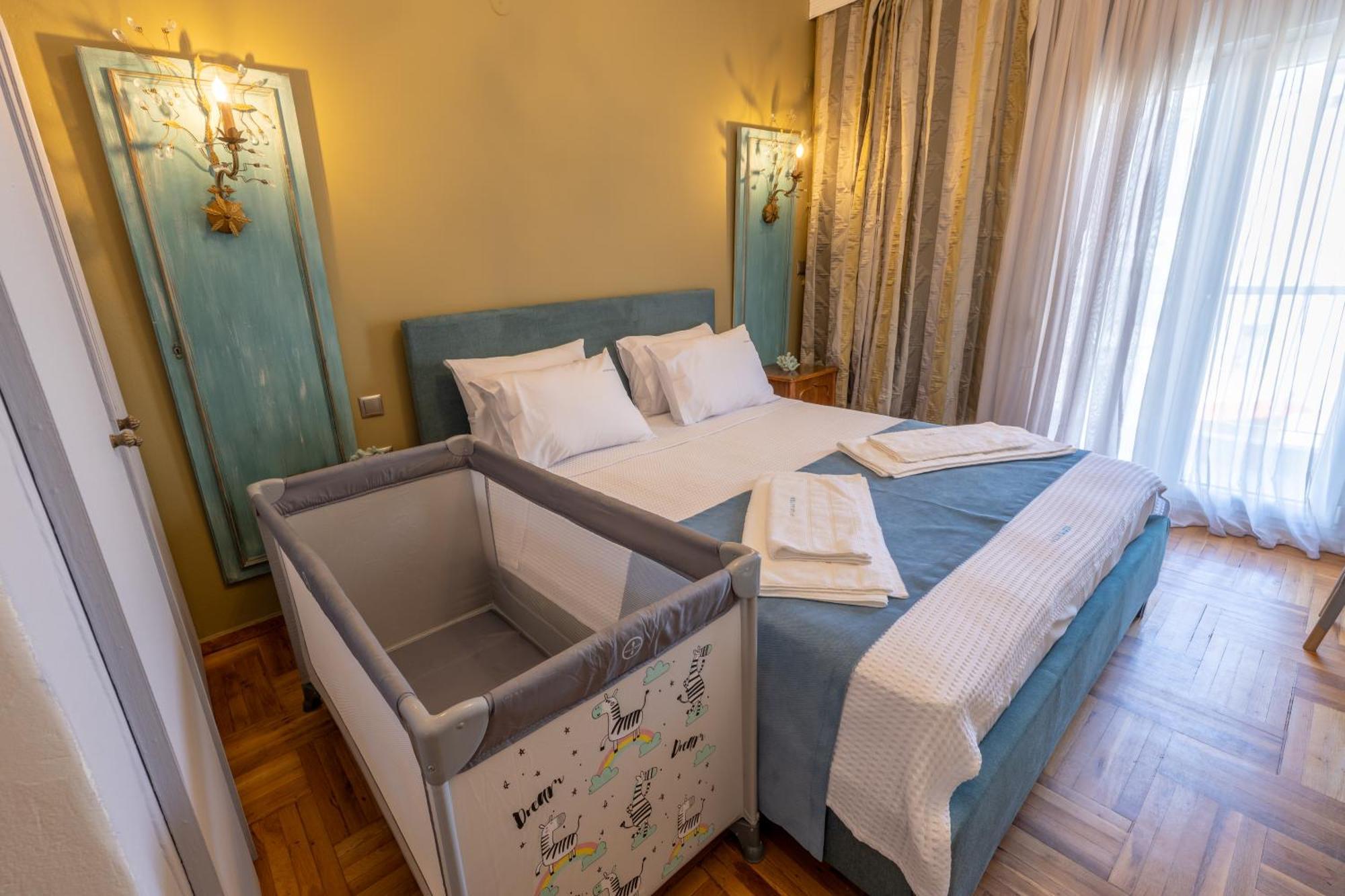 Elysian Bliss By Infox Suites Thessaloniki Exterior foto